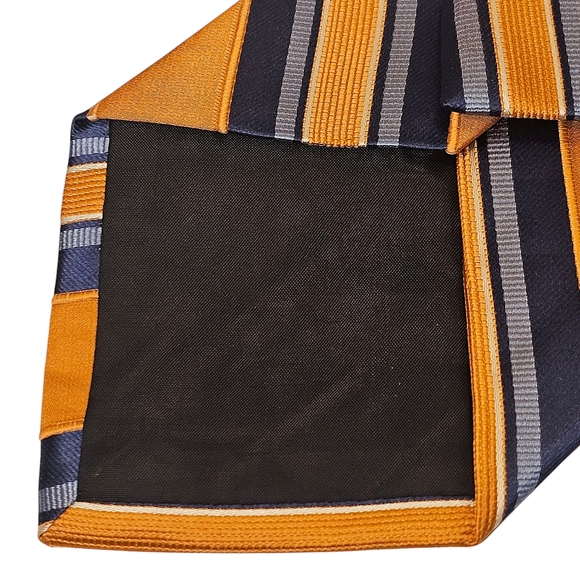 MERONA TIE - Picture 4 of 11